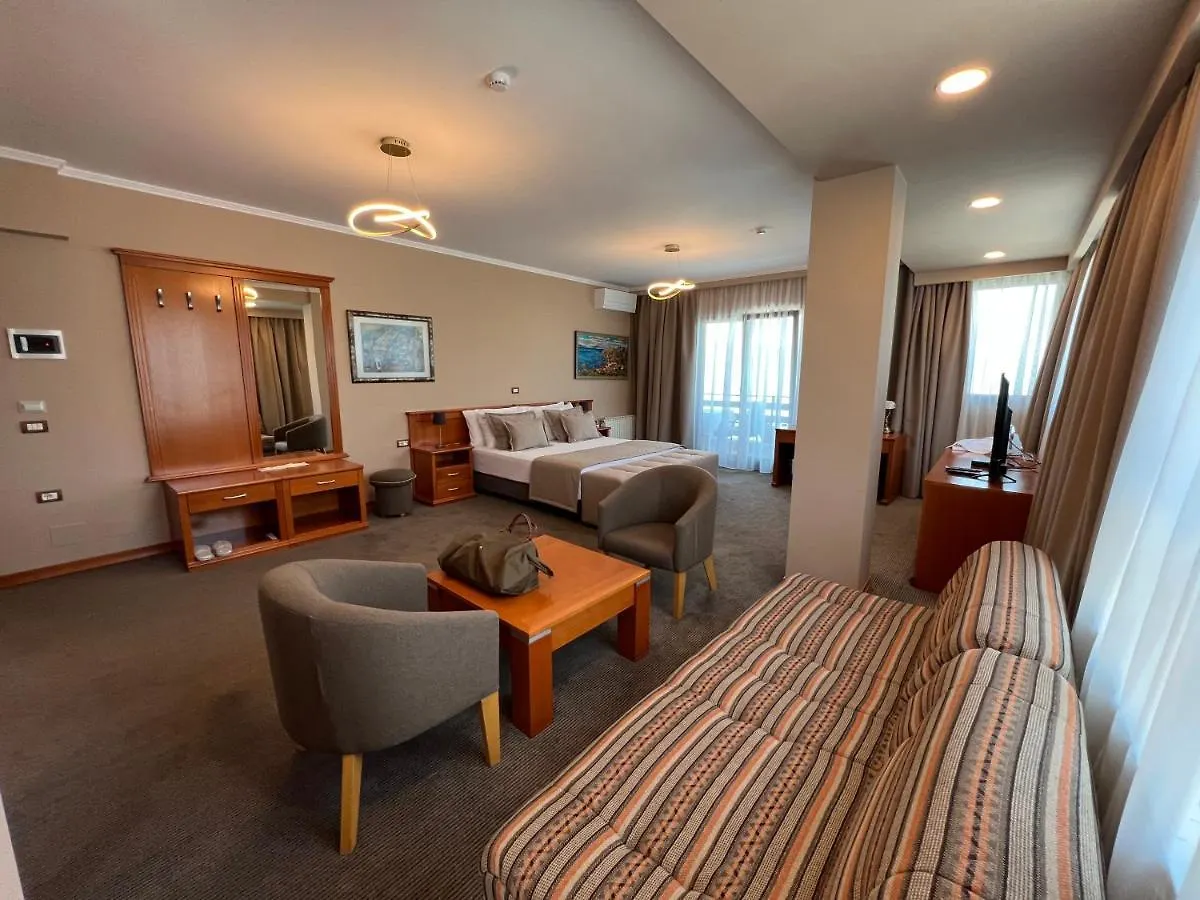 Hotel Millennium Tushemisht