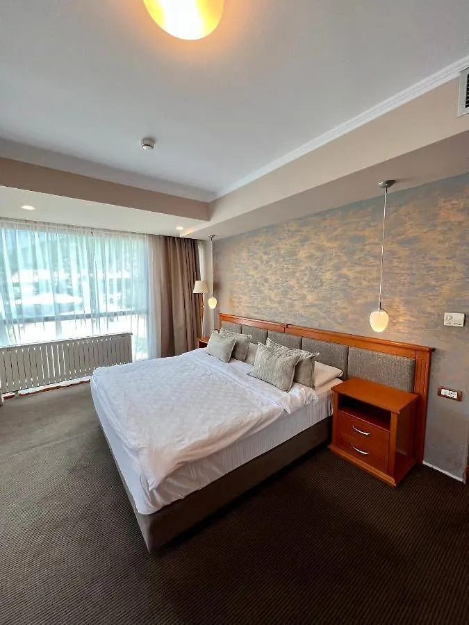 Hotel Millennium Tushemisht