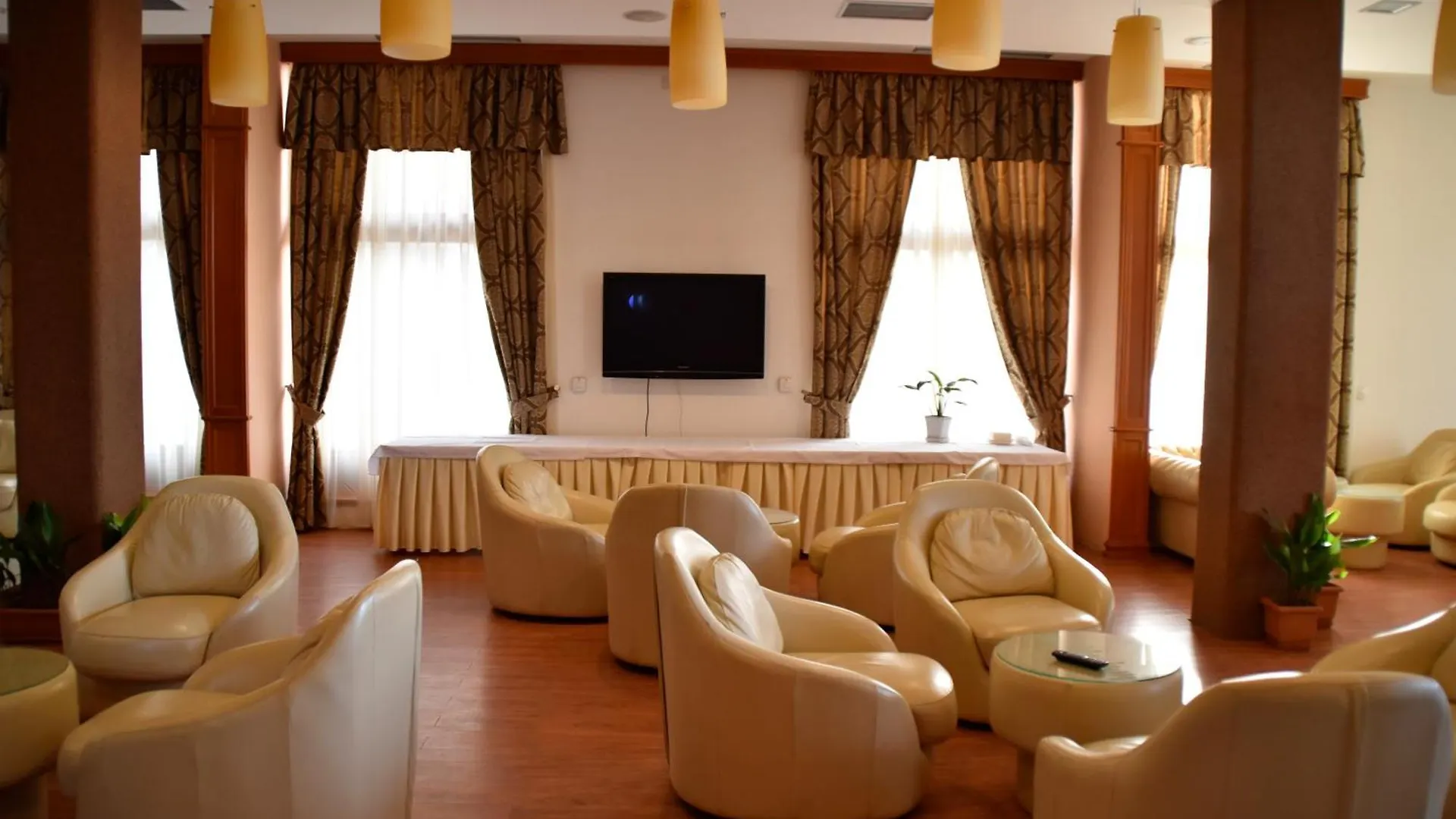 Hotel Millennium Tushemisht