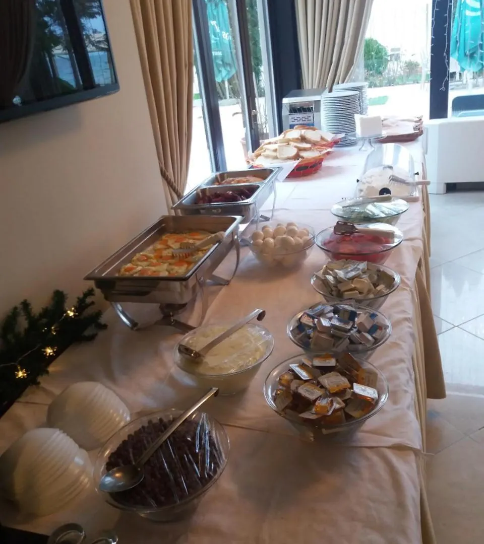 Hotel Millennium Tushemisht 4*,  Albanie